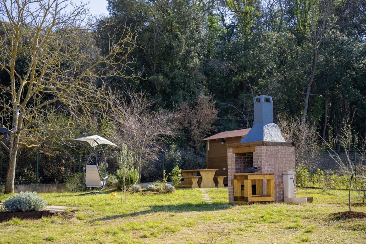 Villa Modean In Pula - Haus Fuer 2-3 Personen Esterno foto
