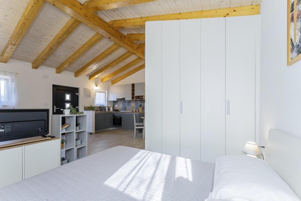 Villa Modean In Pula - Haus Fuer 2-3 Personen Esterno foto